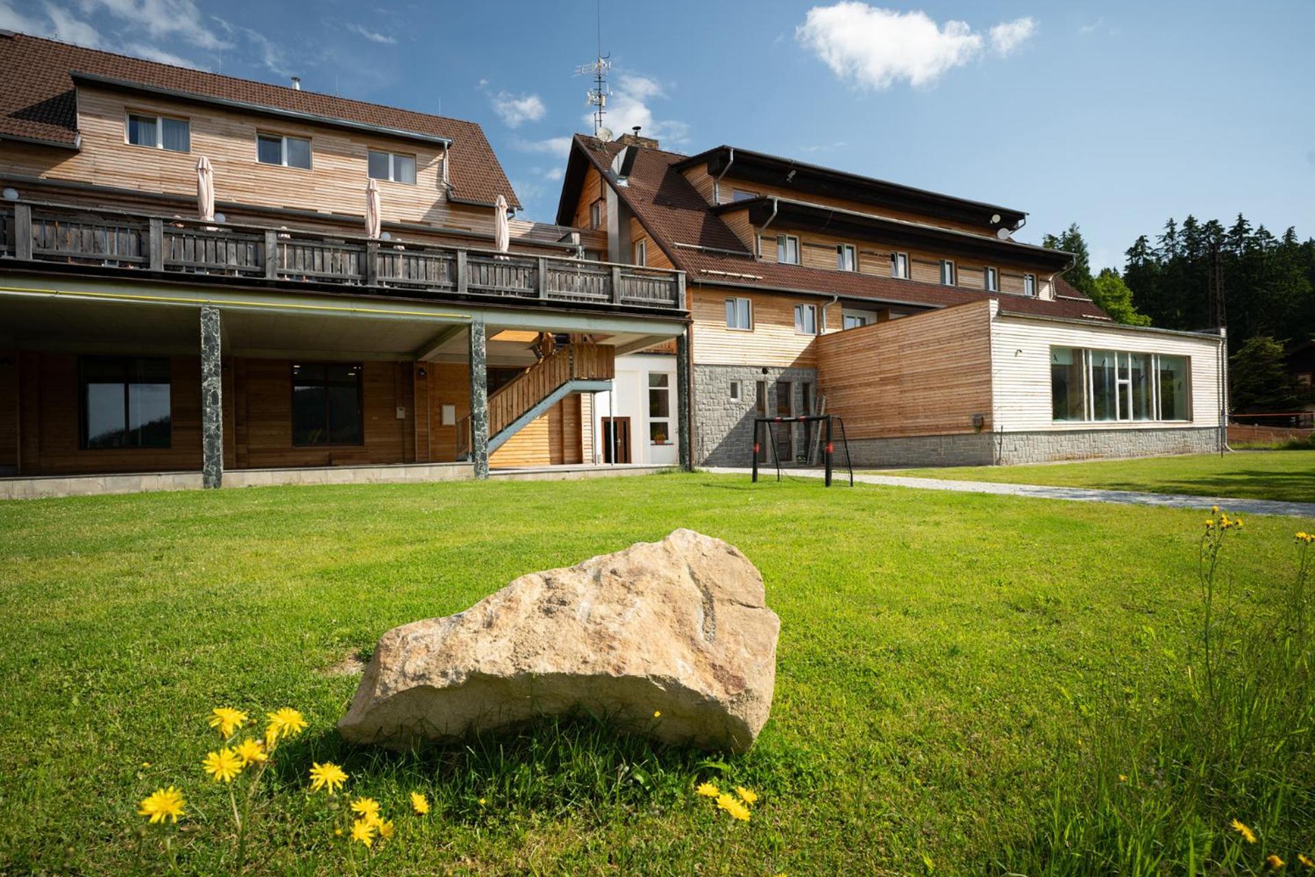 Hotel Kristian Kubova Hut Exterior photo